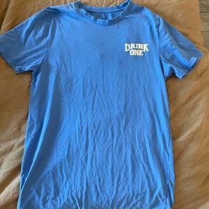 Mens medium dutch bros shirt